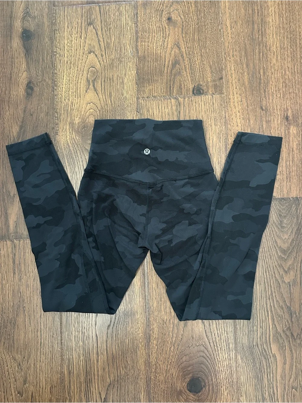 lululemon Align Black Camo High-Rise Leggings - Picture 3 of 5